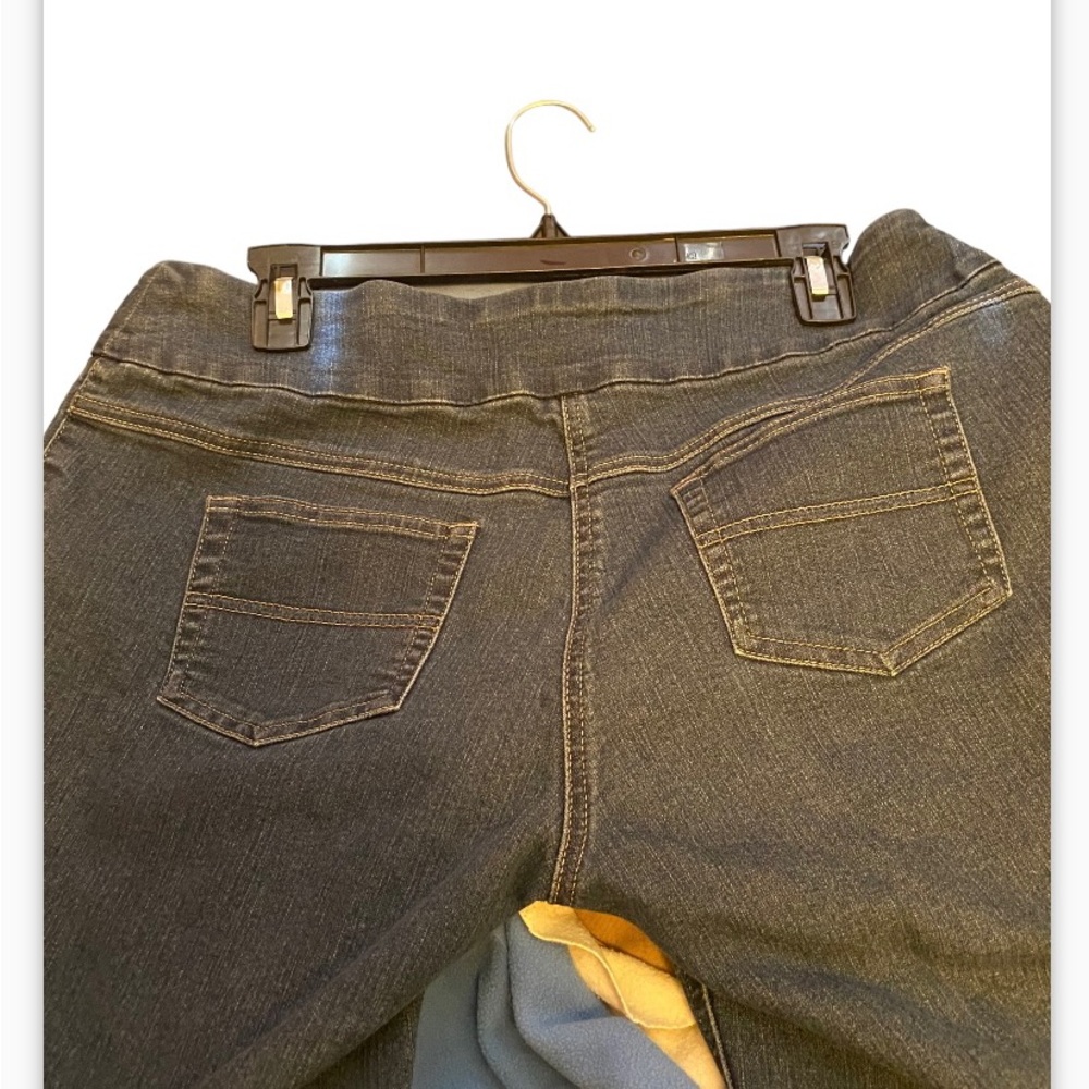 Stretch Denim Capris - Picture 2 of 4